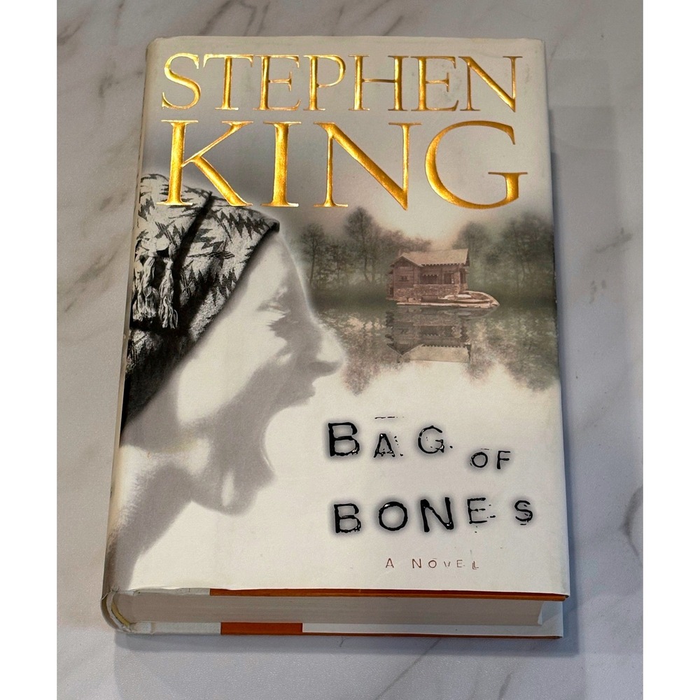 Stephen King Bag of Bones Novel Hardcover White 1st Edition Horror Fiction